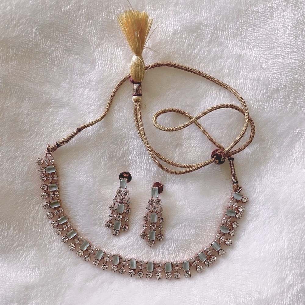 NWOT Rose Gold Jewelry Set